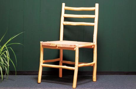 宮川杉の椅子